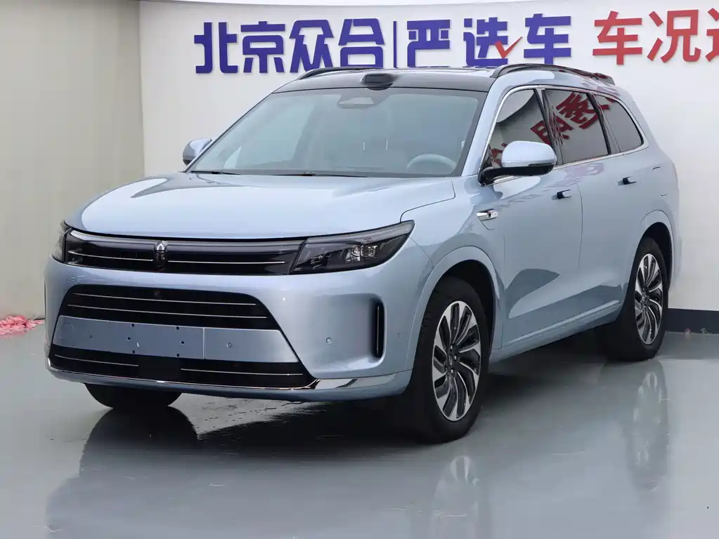 AITO Wenjie AITO M7