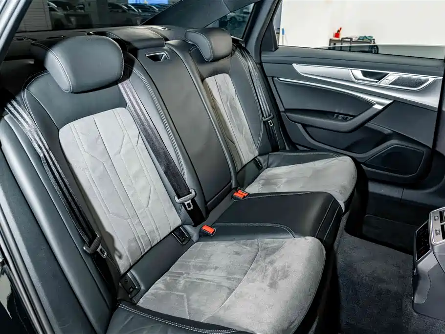 Audi A6L — миниатюра 23