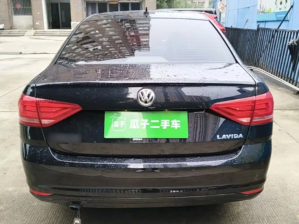 Volkswagen Lavida — миниатюра 6