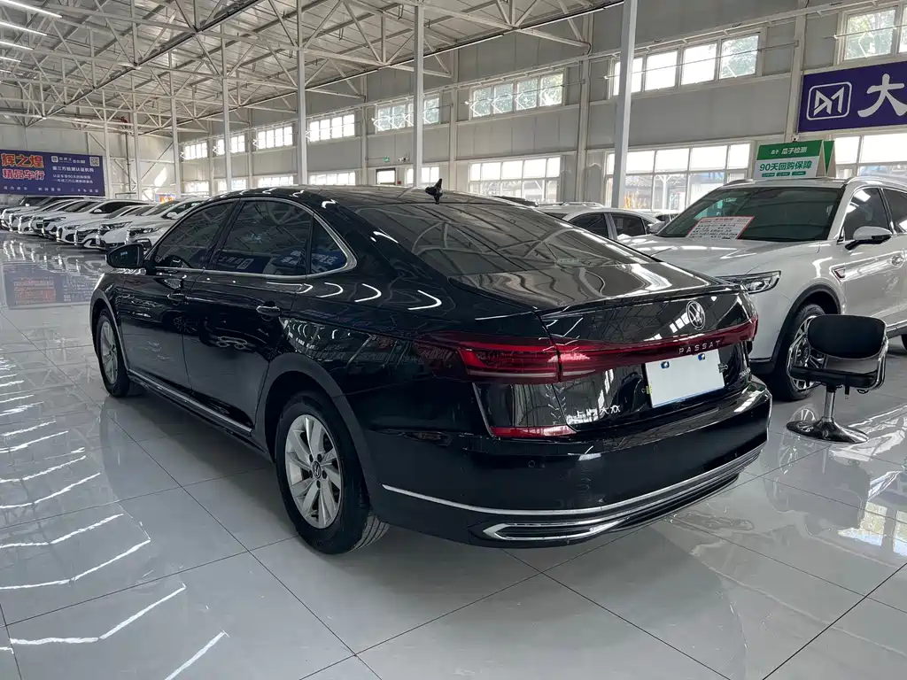 Volkswagen Passat — миниатюра 7