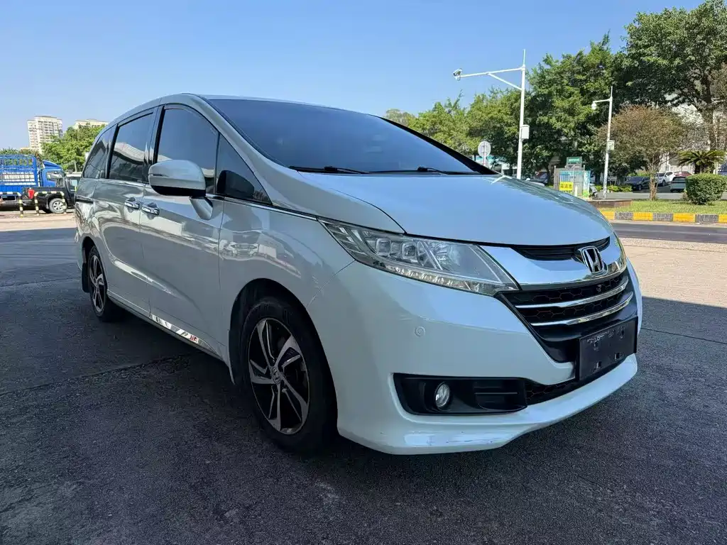 Honda Odyssey — миниатюра 3