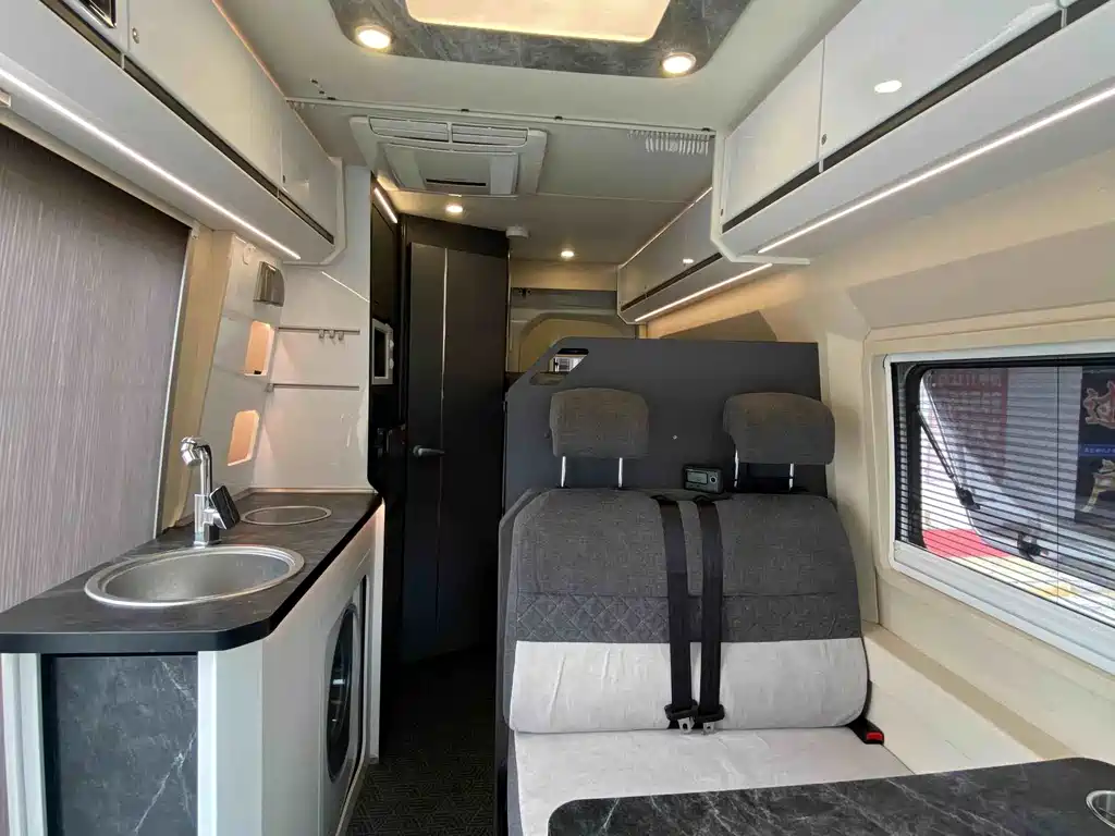Maxus V90 RV — миниатюра 5