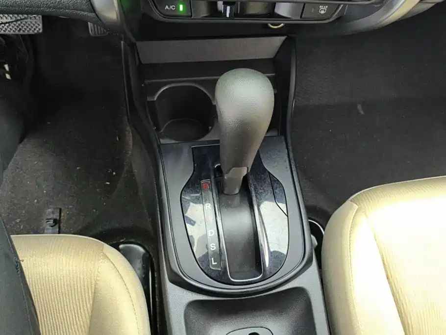 Honda City — миниатюра 16