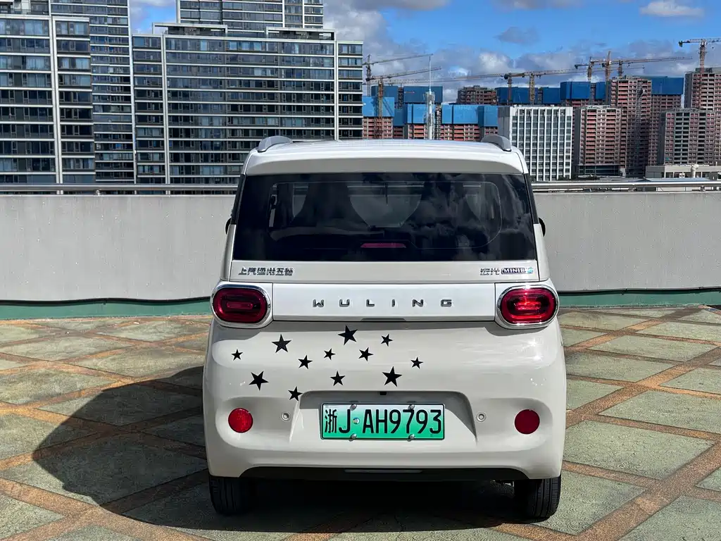 Wuling MINIEV — миниатюра 3