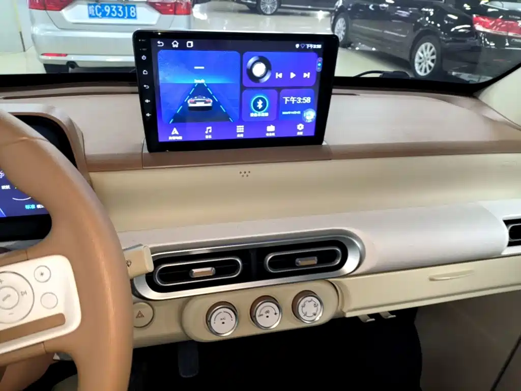 Wuling MINIEV — миниатюра 13
