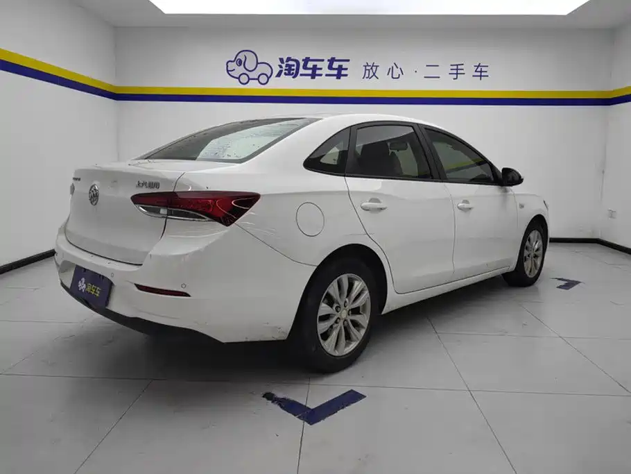 Buick Excelle — миниатюра 3