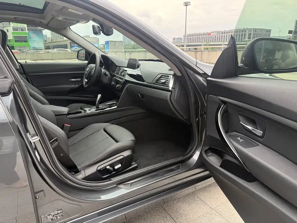 BMW 3 Series GT — миниатюра 16