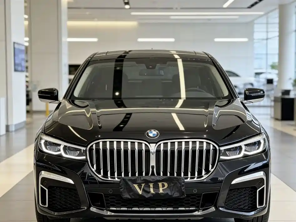 BMW 7 Series 7 2016 740Li Lead