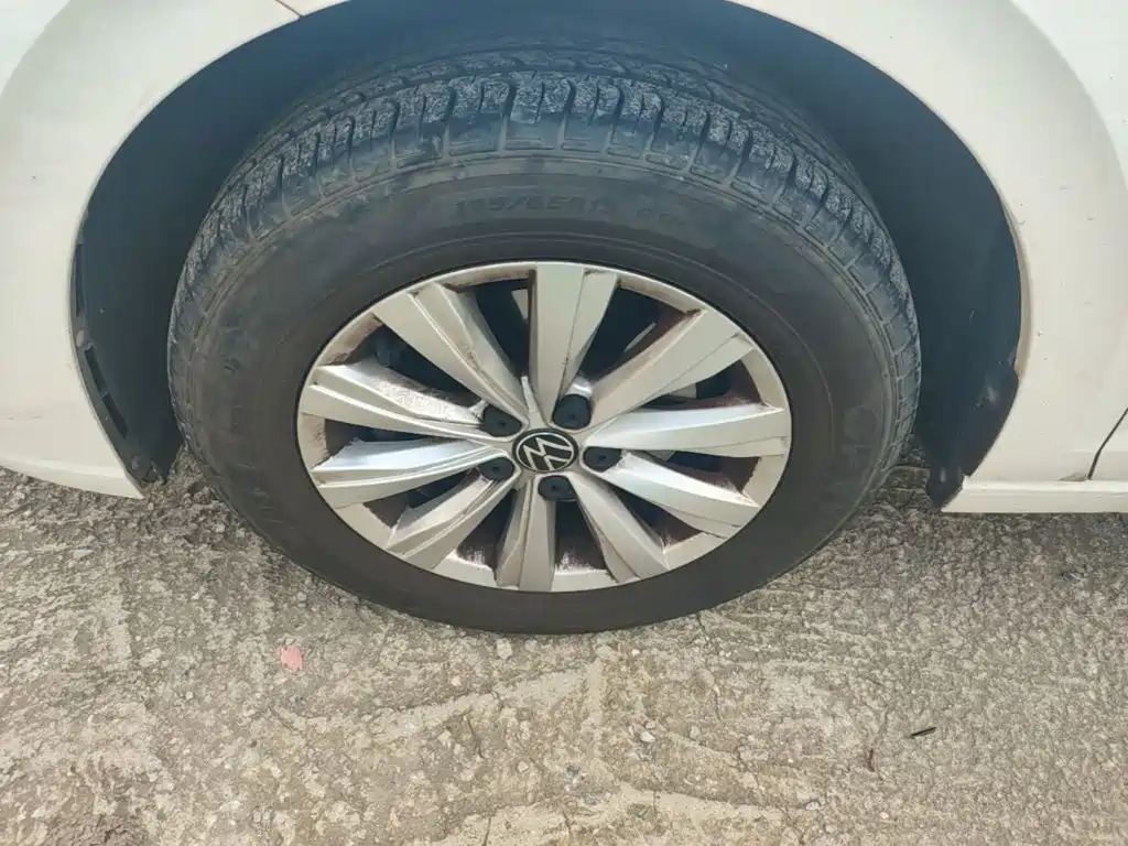 Volkswagen Lavida — миниатюра 23