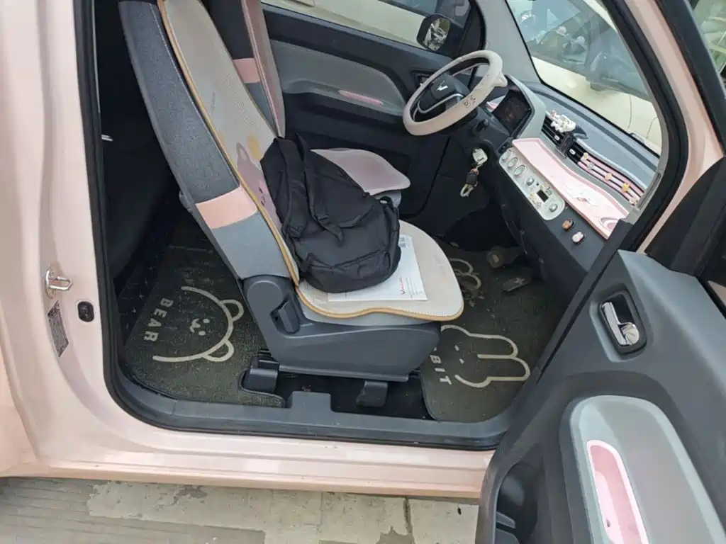 Wuling MINIEV — миниатюра 25