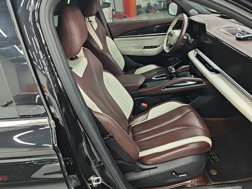 Geely Xingyue L — миниатюра 25