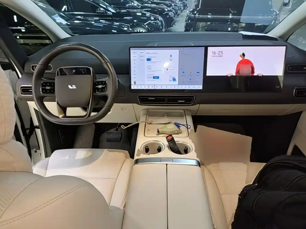 Li Auto Li MEGA — миниатюра 10