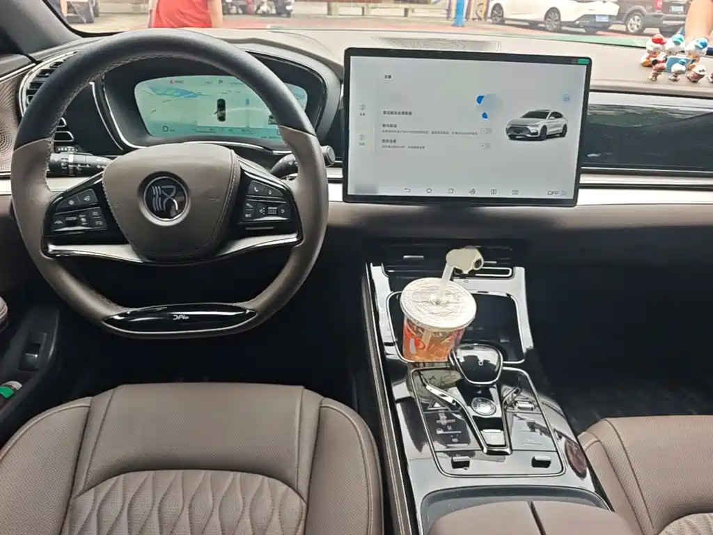 BYD Han — миниатюра 14