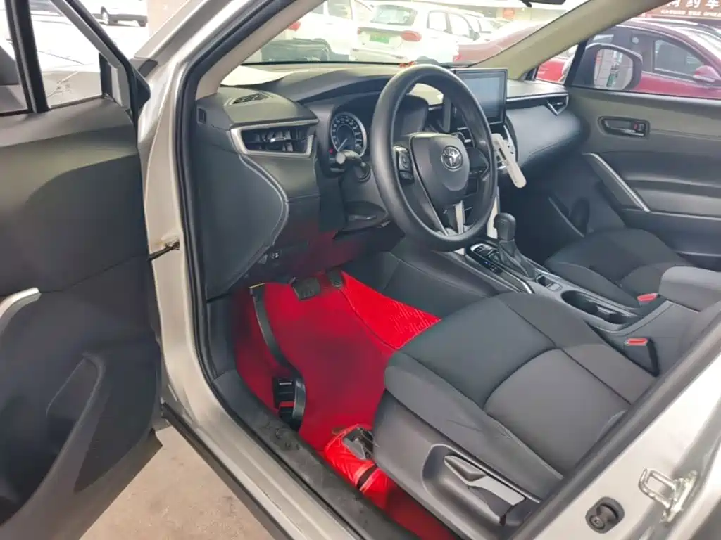 Toyota Frontlander — миниатюра 16