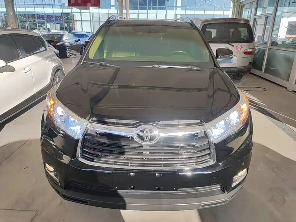 Toyota Highlander — миниатюра 3