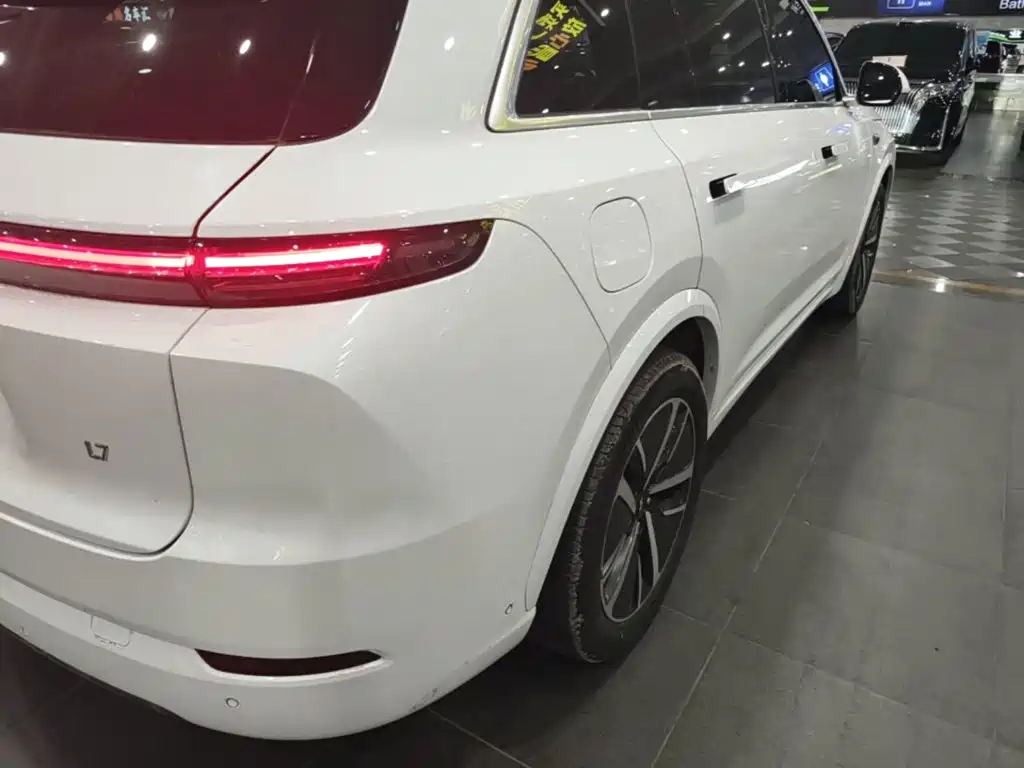 Li Auto Li L7 — миниатюра 8