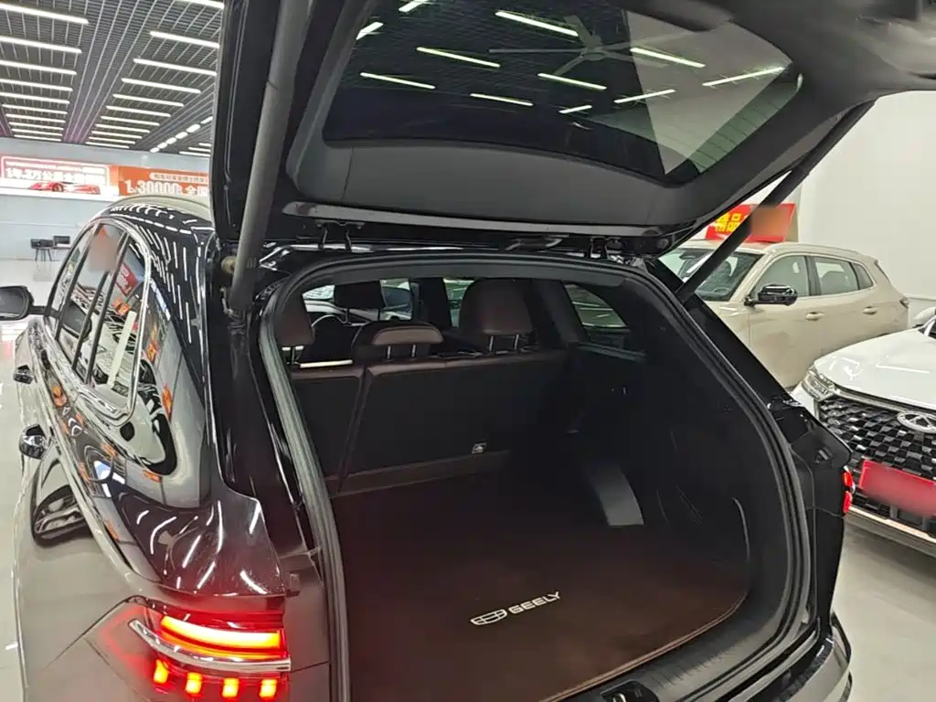 Geely Xingyue L — миниатюра 19