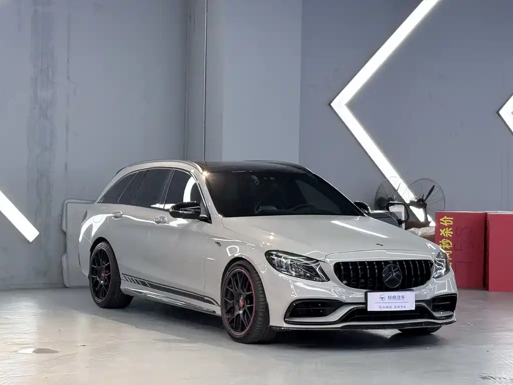 MERCEDES-BENZ C CLASS AMG