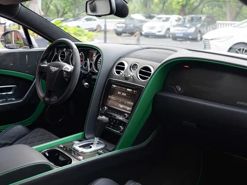 Bentley Continental — миниатюра 20