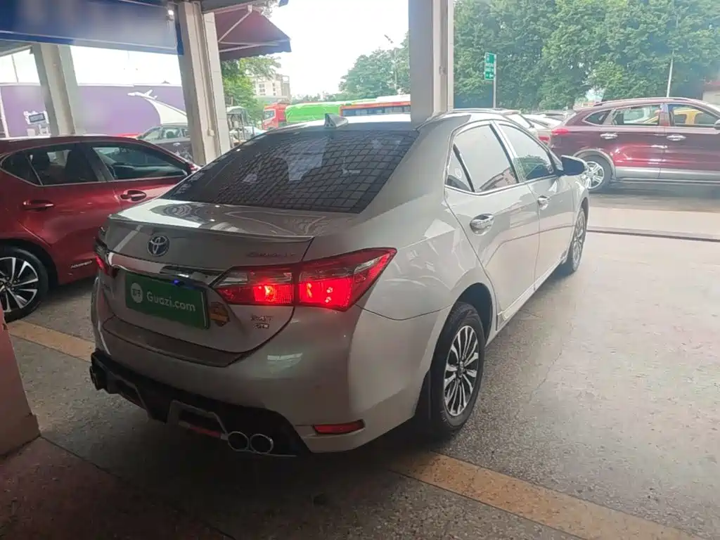 Toyota Corolla — миниатюра 7
