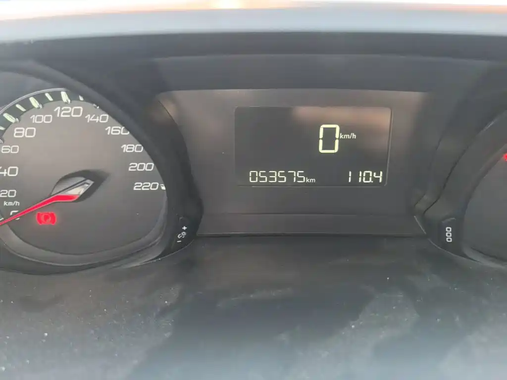 Peugeot 308 — миниатюра 12