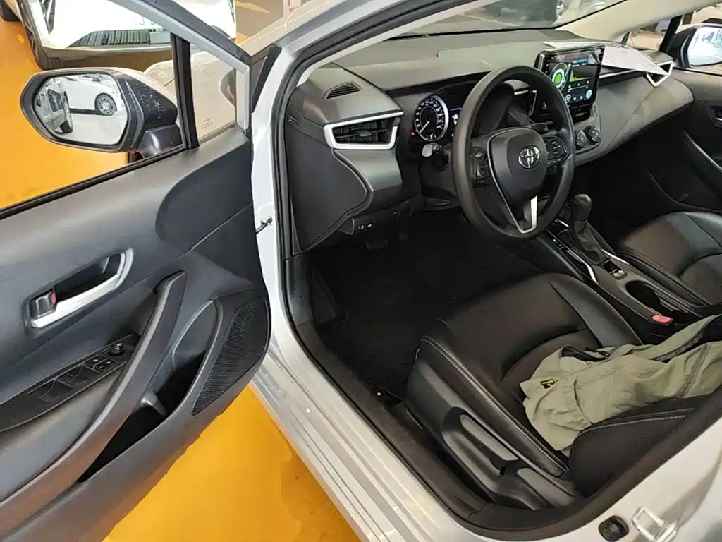 Toyota Corolla — миниатюра 16