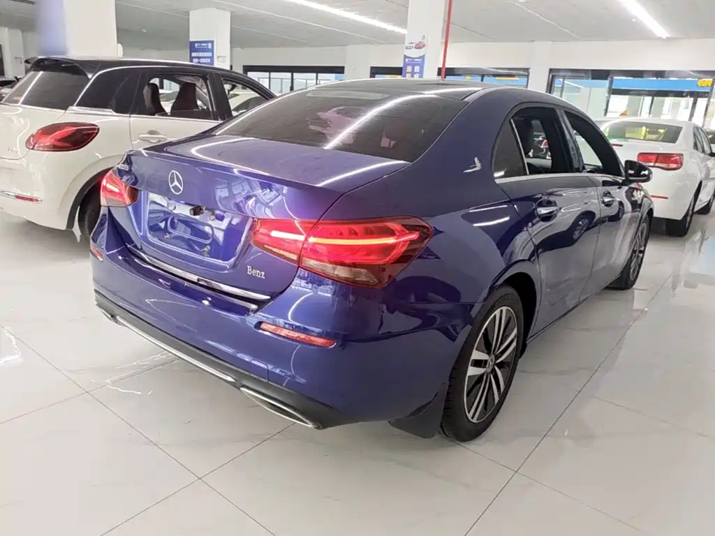 Mercedes-Benz A-Class — миниатюра 7