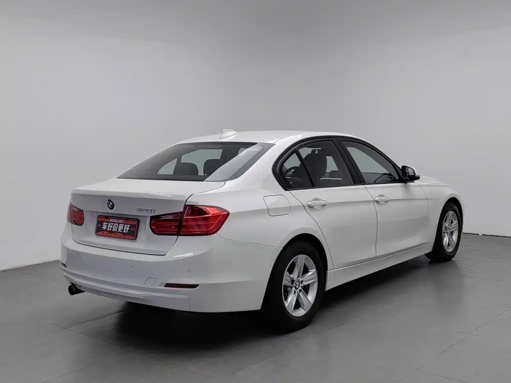 BMW 3 Series — миниатюра 2