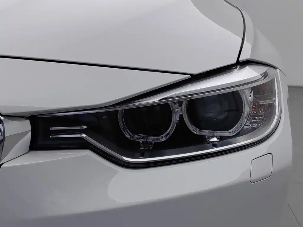 BMW 3 Series — миниатюра 7