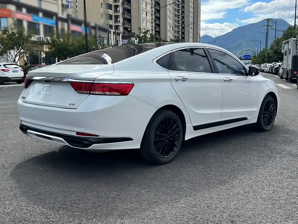 Geely Borui — миниатюра 7