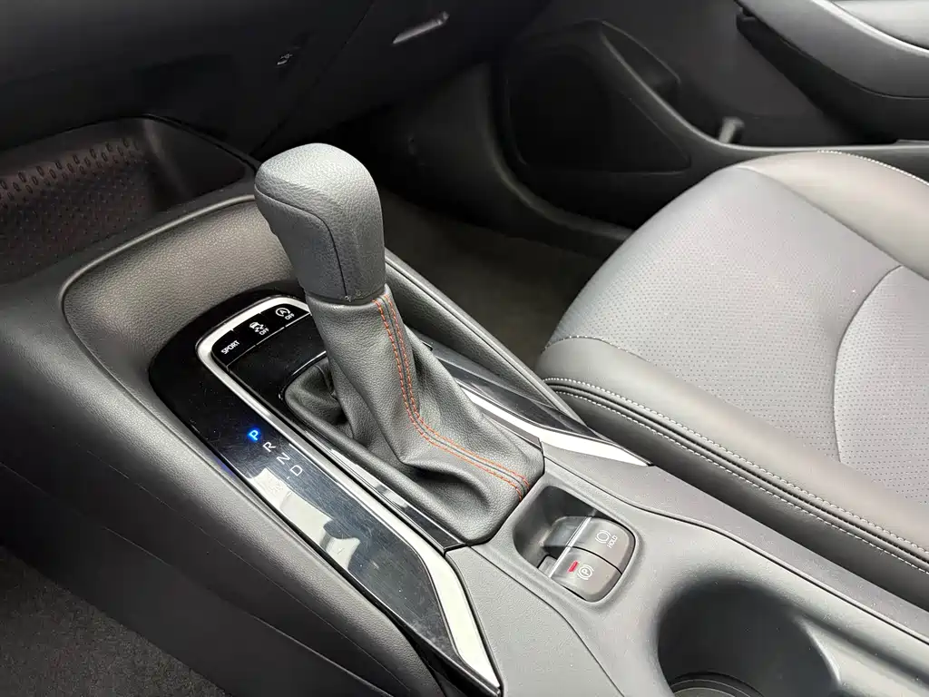 Toyota Corolla — миниатюра 12