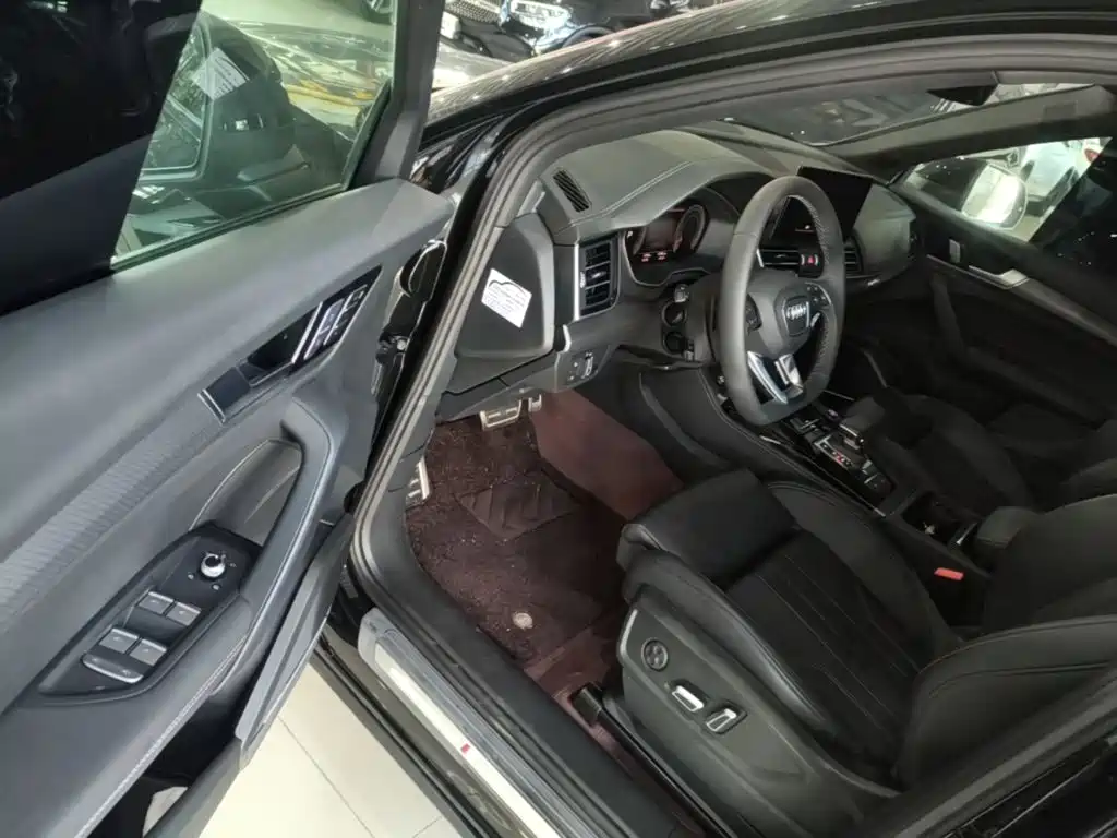 Audi Q5L — миниатюра 16