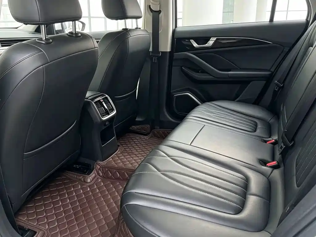 Bestune B70 — миниатюра 6