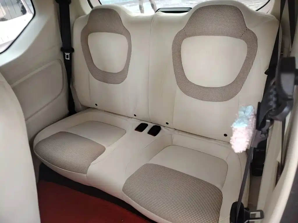 Wuling MINIEV — миниатюра 17
