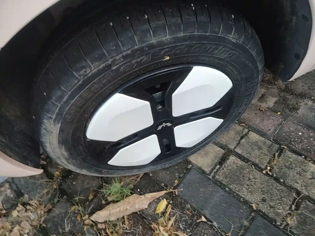 Wuling MINIEV — миниатюра 23