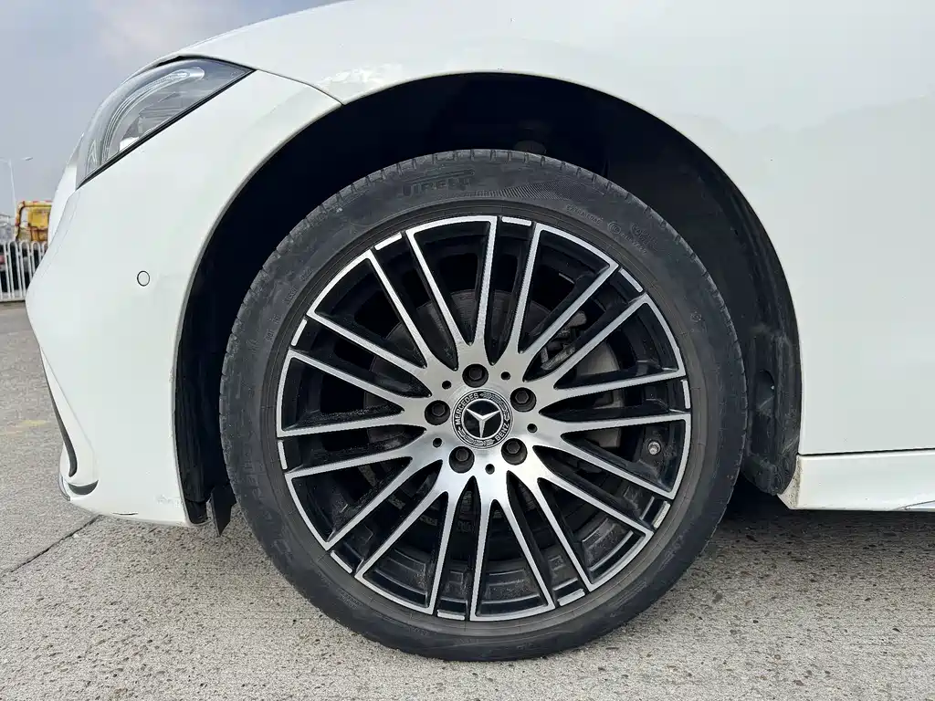 Mercedes-Benz C-Class — миниатюра 7