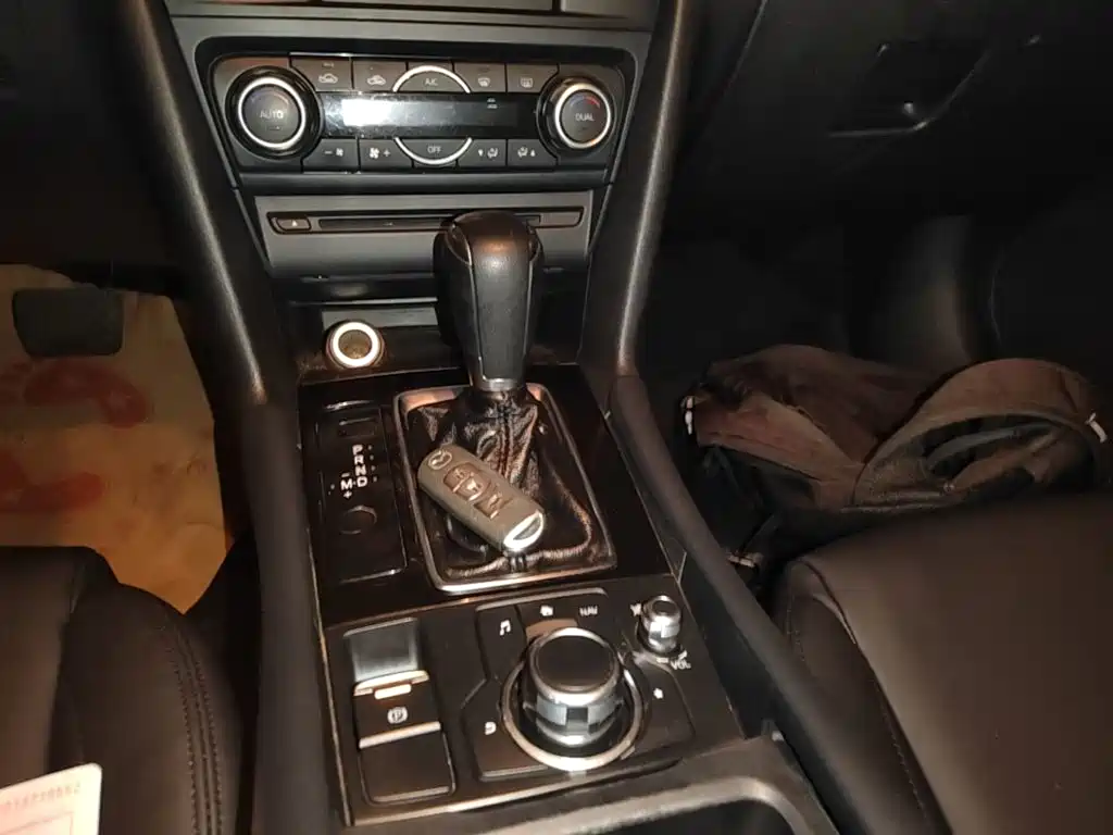 Mazda 3 Axela — миниатюра 14