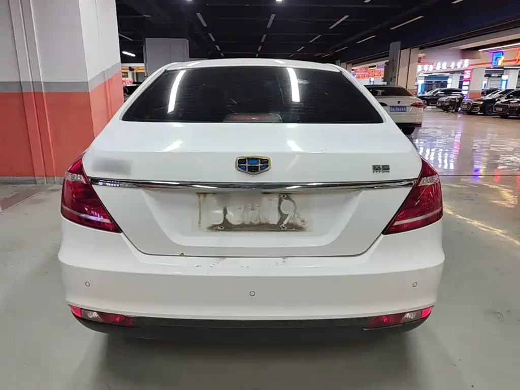Geely Emgrand — миниатюра 6