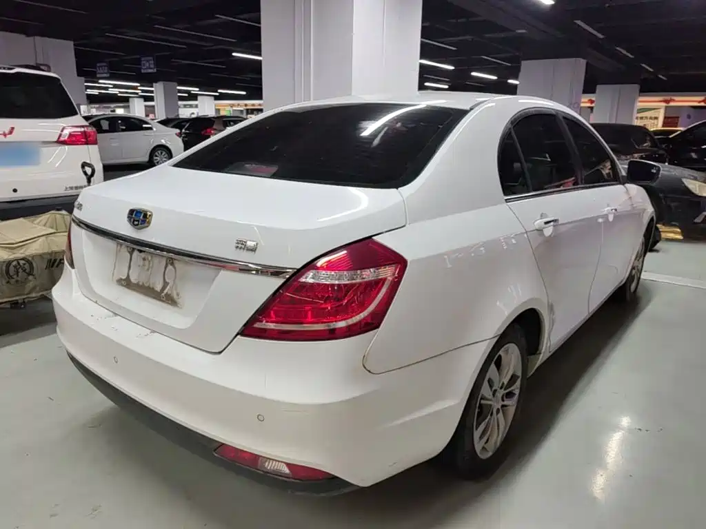 Geely Emgrand — миниатюра 7