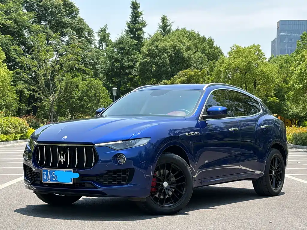 Купить Maserati Levante