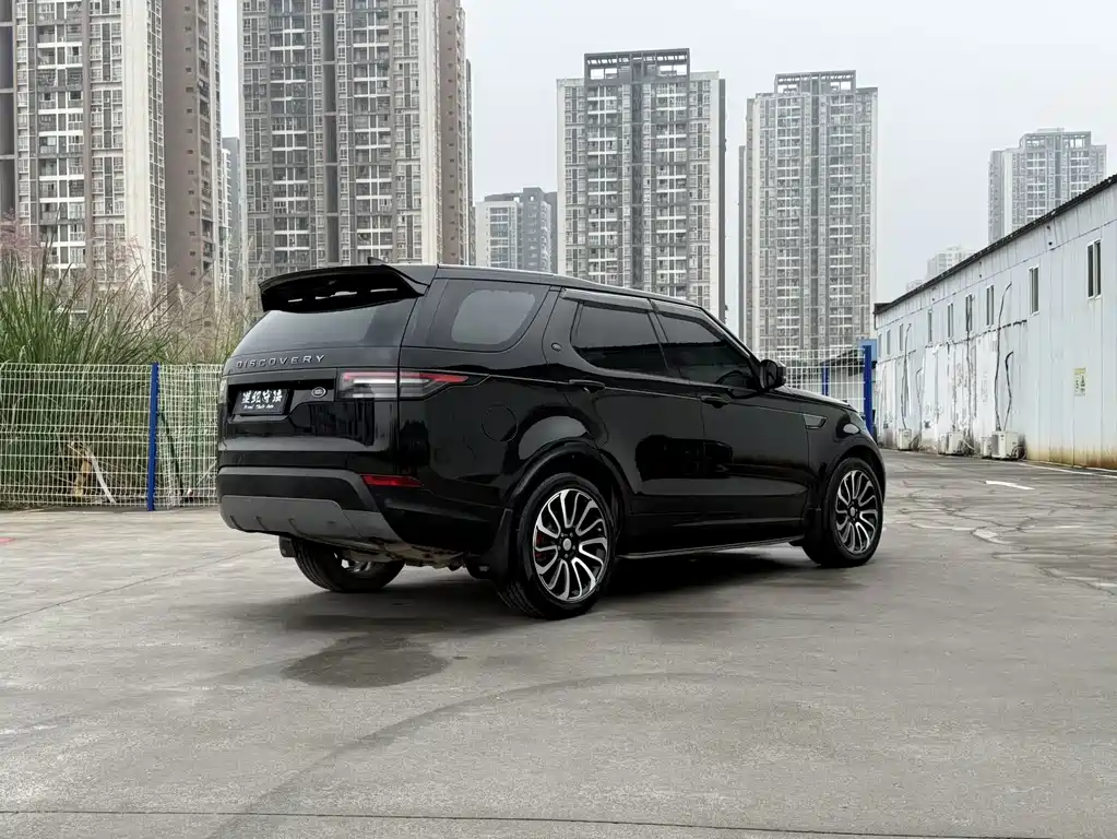 Land Rover Discovery — миниатюра 4