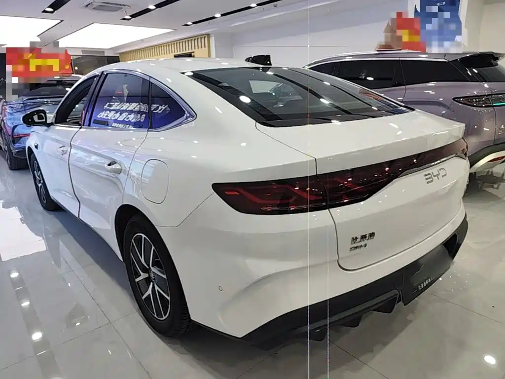 BYD Qin L — миниатюра 5