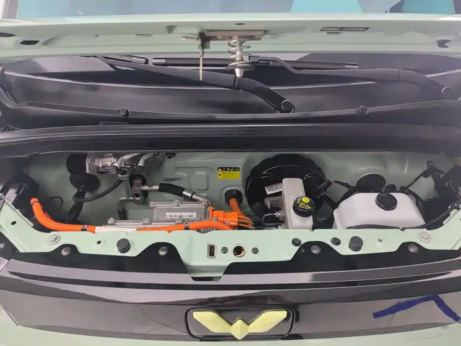 Wuling MINIEV — миниатюра 10