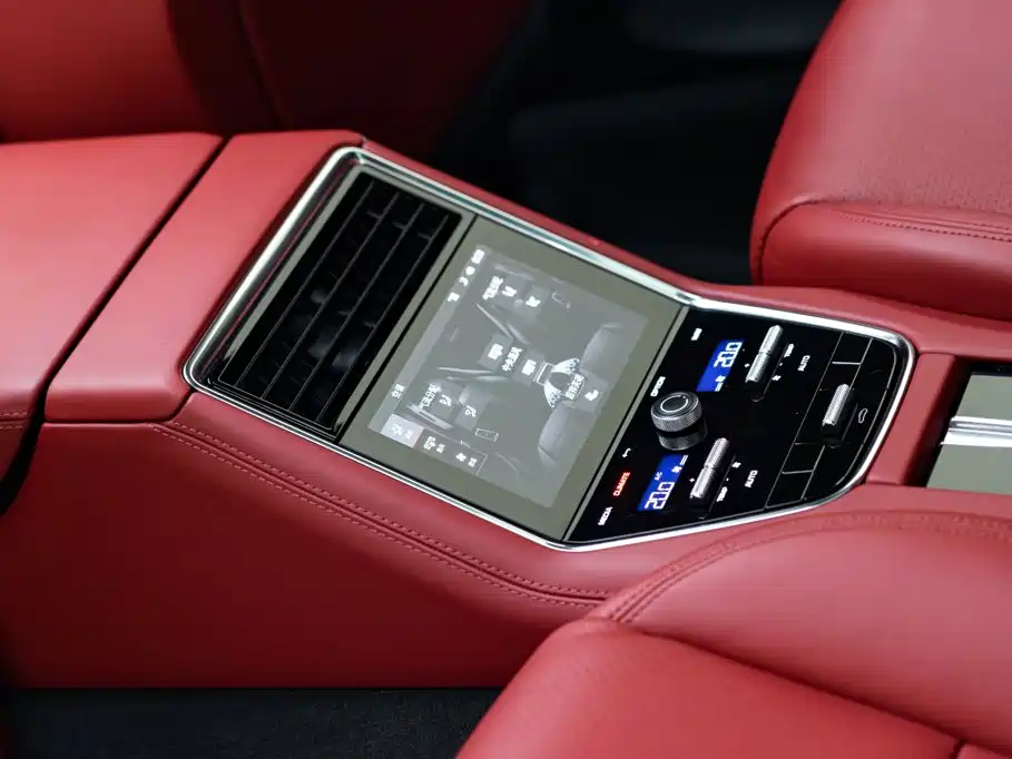 Porsche Panamera — миниатюра 10