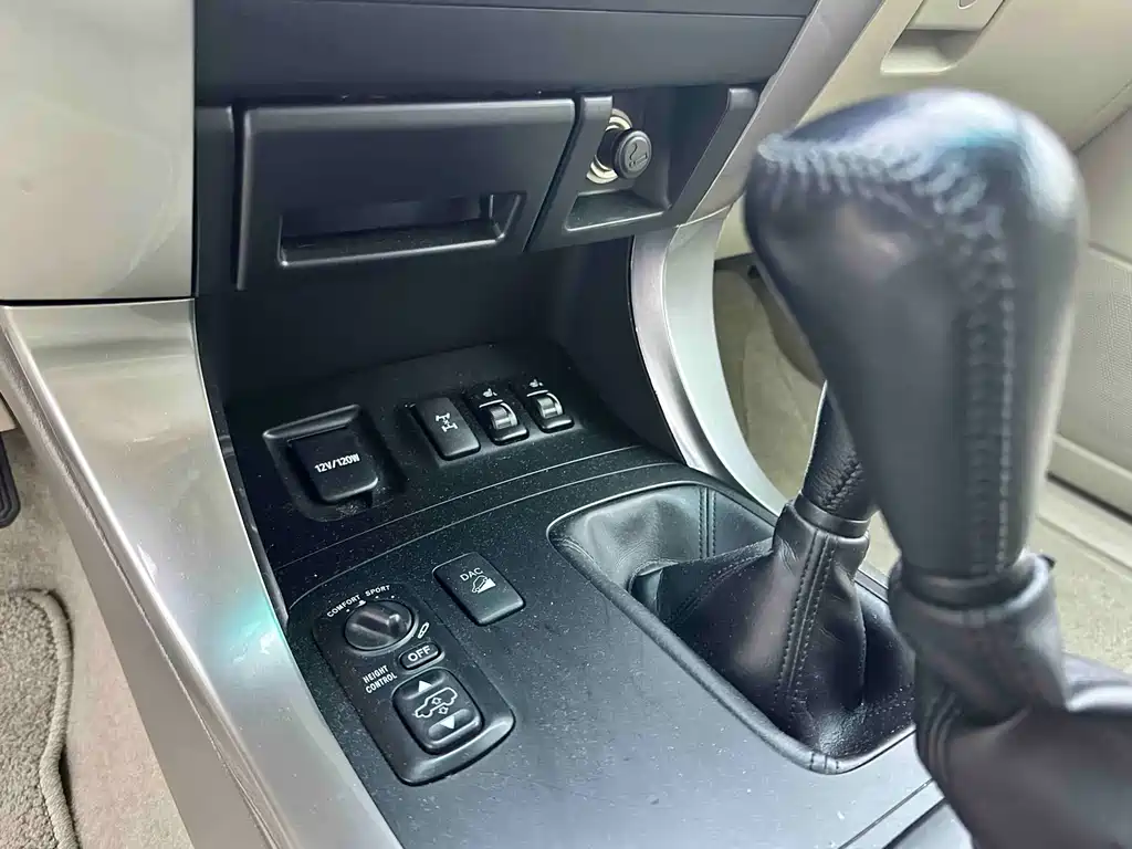 Toyota Prado — миниатюра 12