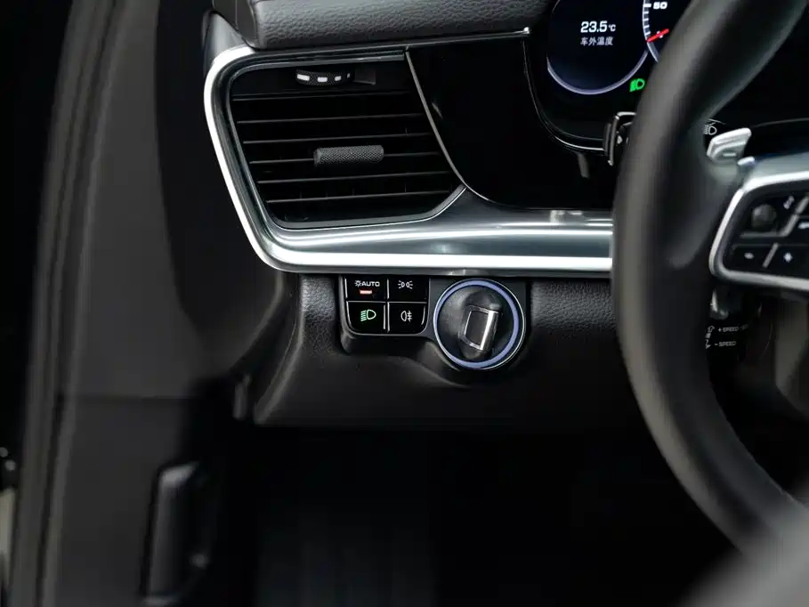 Porsche Panamera — миниатюра 17