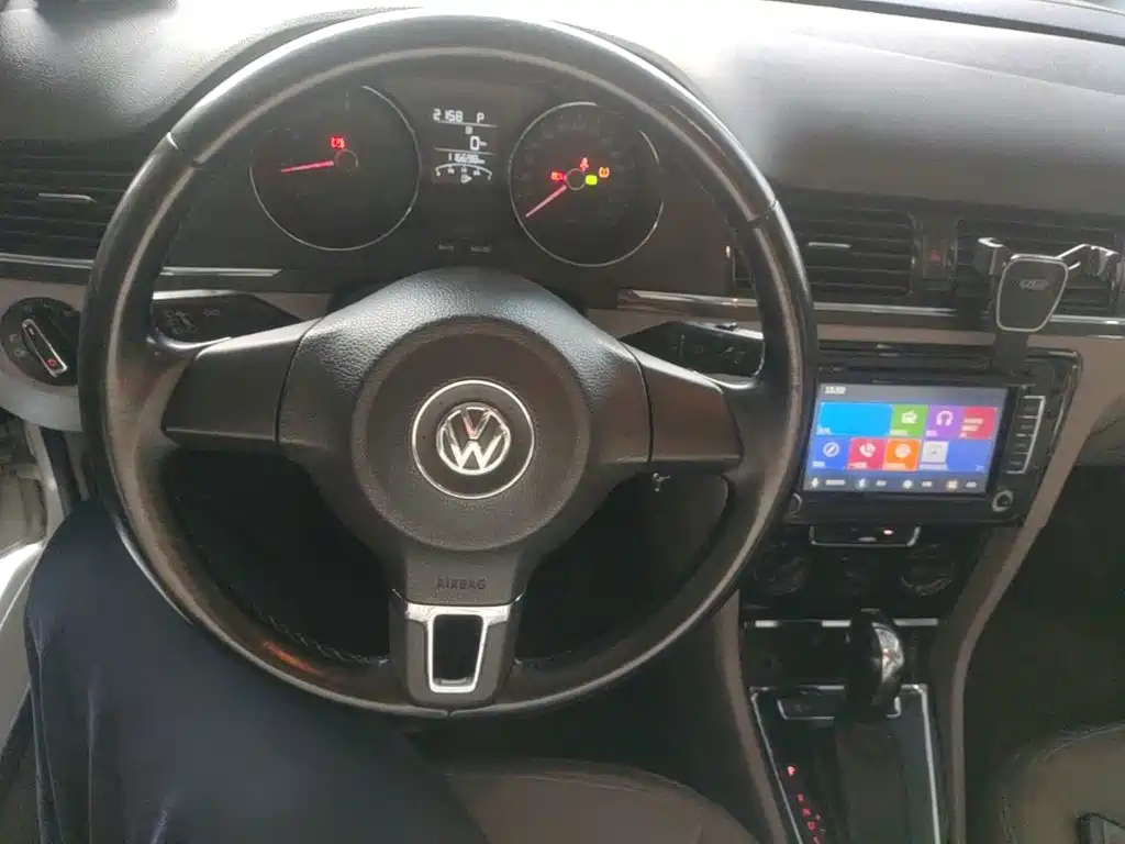 Volkswagen Bora — миниатюра 10