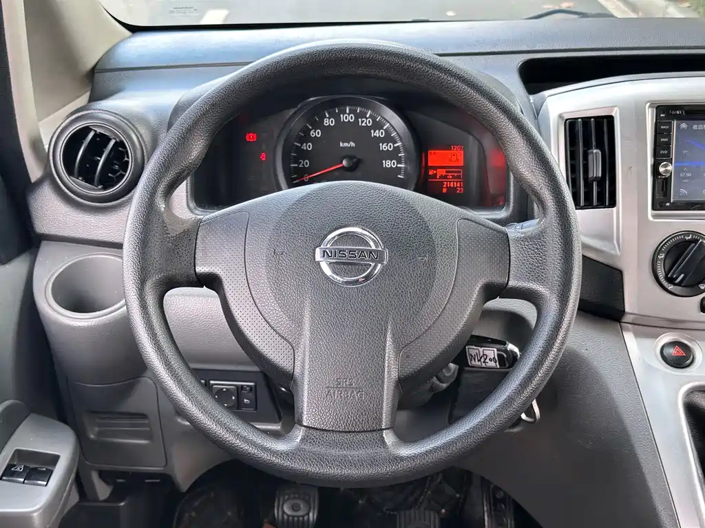 Nissan NV200 — миниатюра 24