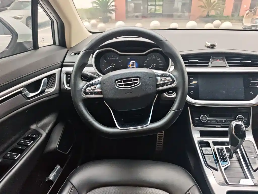 Geely Emgrand GS — миниатюра 3
