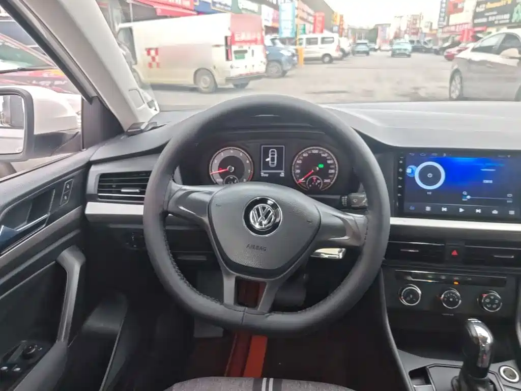 Volkswagen Lavida — миниатюра 11